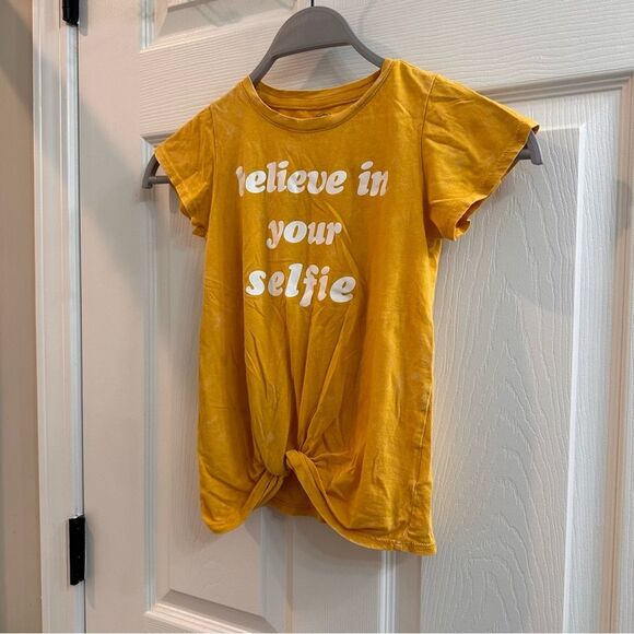 WonderNation"Believe in your selfie" yellow/white speckled twist front SS sz 4/5 - Picture 2 of 7